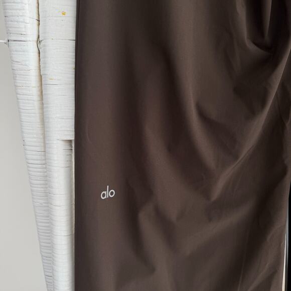 Alo Pursuit Trouser Women Small Brown Espresso Wide Leg High Waist Pleated Pants - Picture 7 of 12